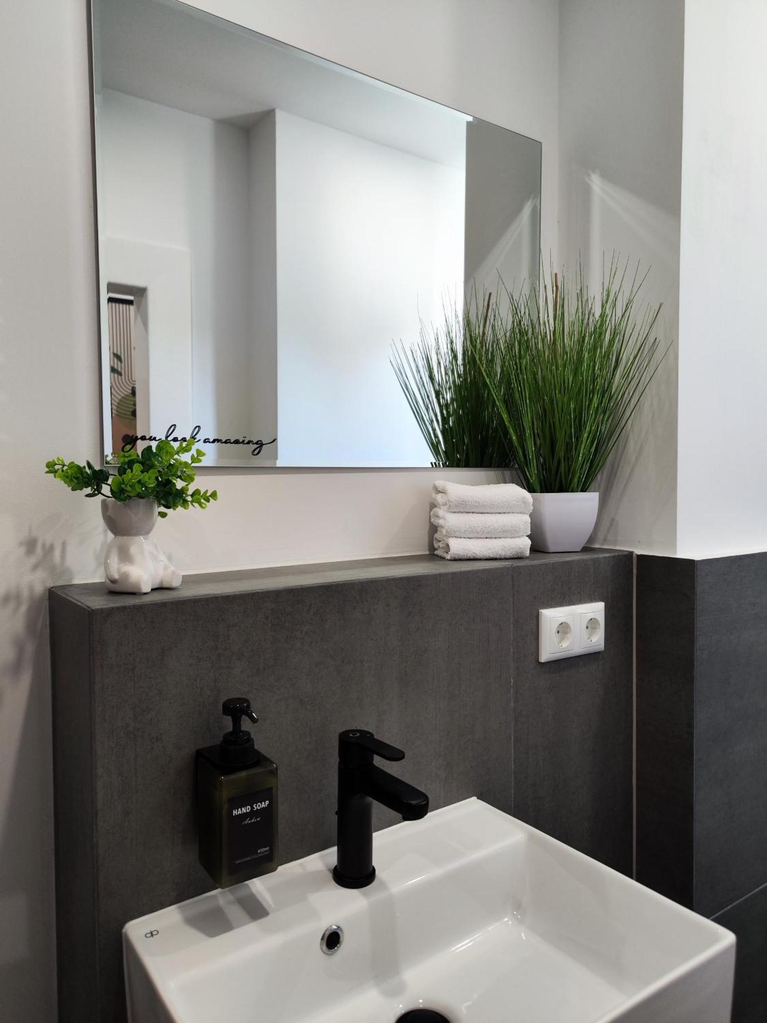Elias Modern Lifestyle Apartment *